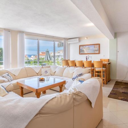 Apartment Kristina Dujmovic Башка-Вода Экстерьер фото